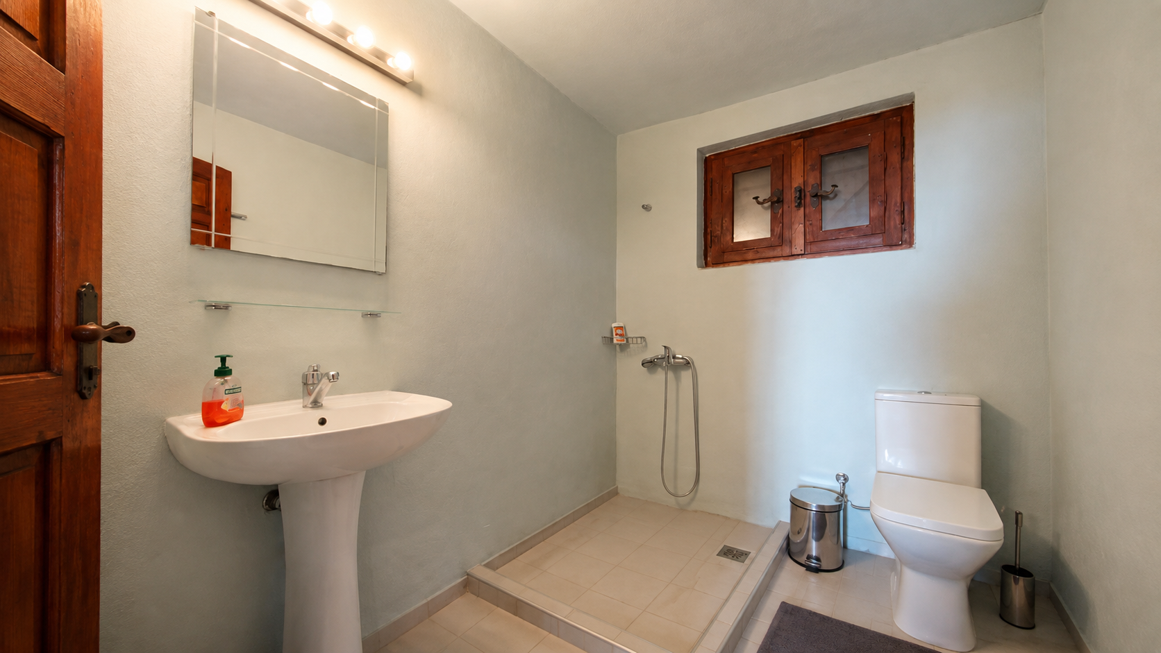 Walk-in shower bathroom